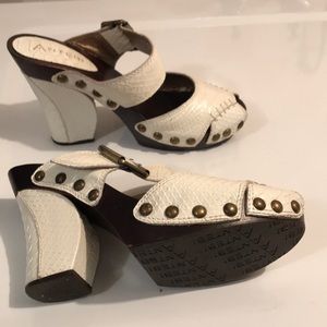 Antebi Women's Reptile Print Platform High Heel